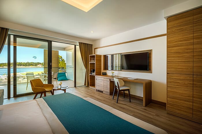 VALAMAR COLLECTION - V LEVEL SEAVIEW PREMIUM FAMILY SUITE